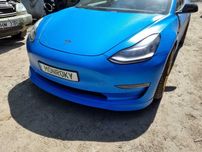 Передняя губа / накладка для Tesla Model 3