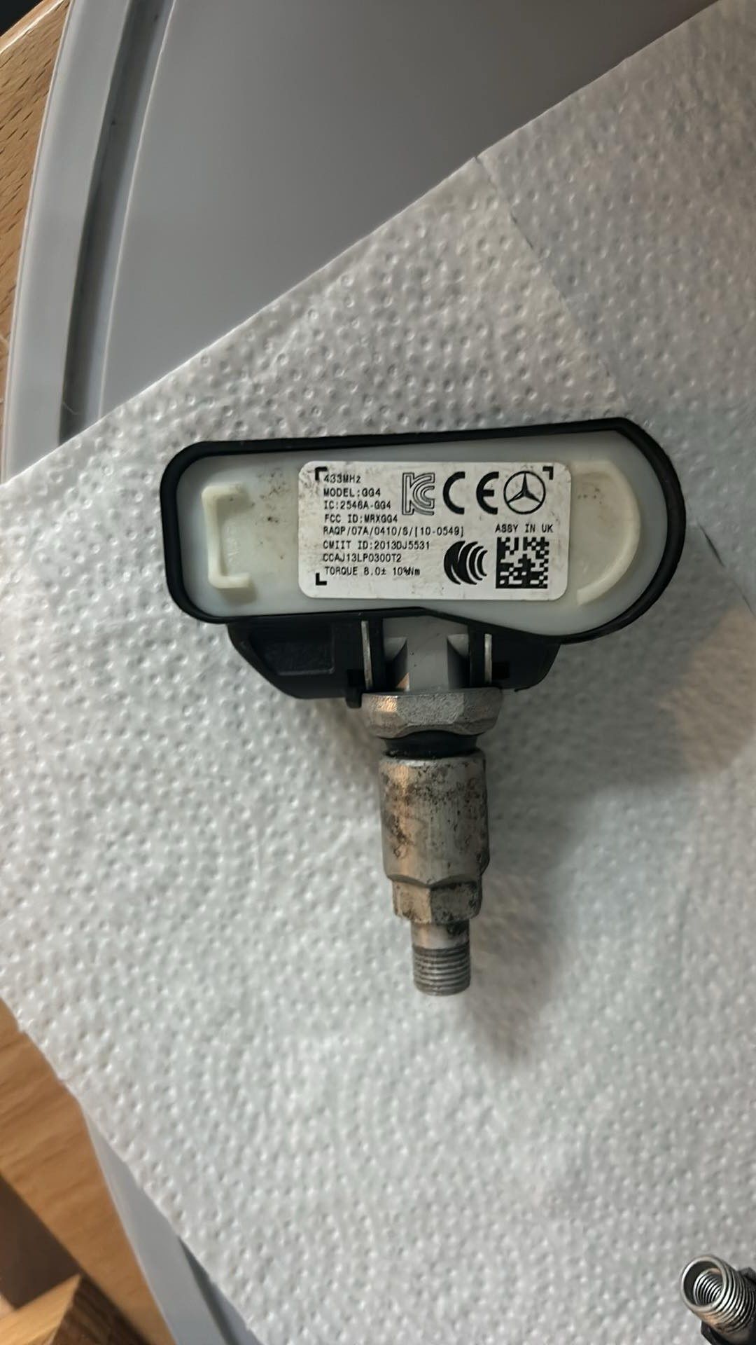 4x Czujniki ciśnienia TPMS oryginał MERCEDES GG4 MRXGG4 2546A-GG4