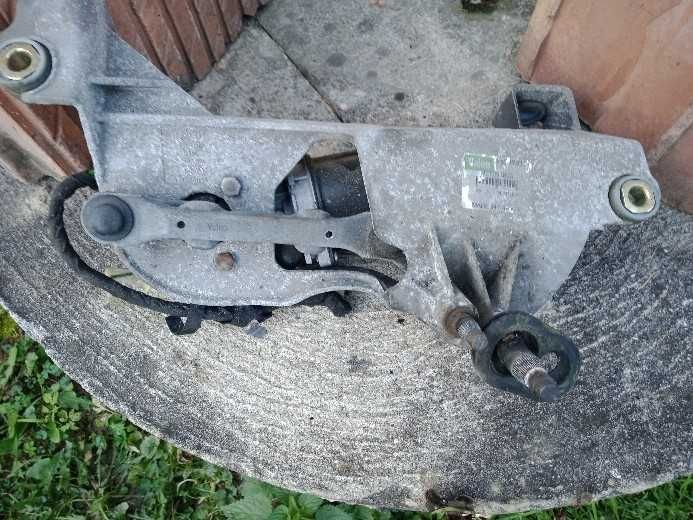 Mechanizm wycieraczek silniczek audi a2