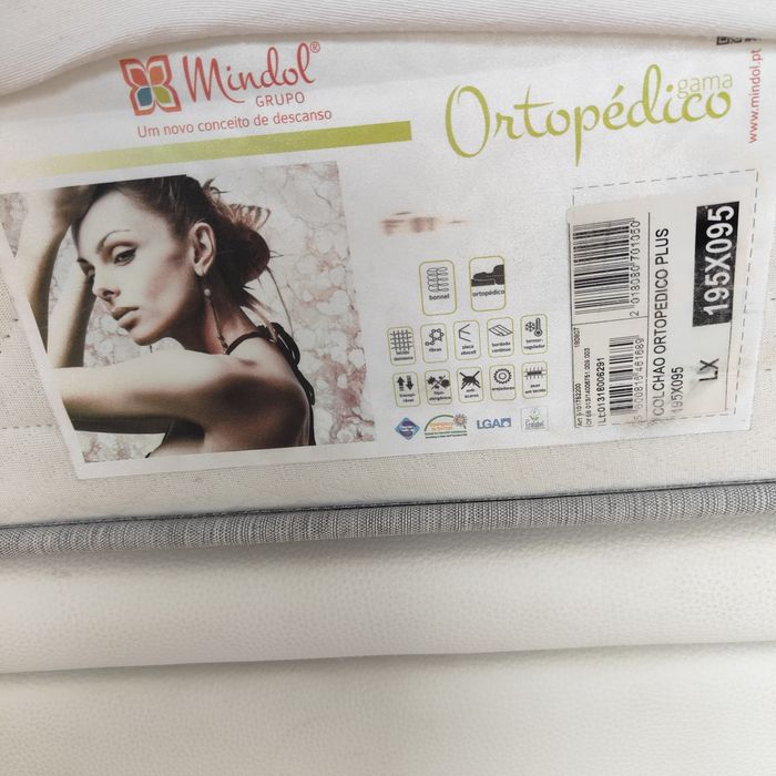 Cabeceira de cama+base rebatível+colchão