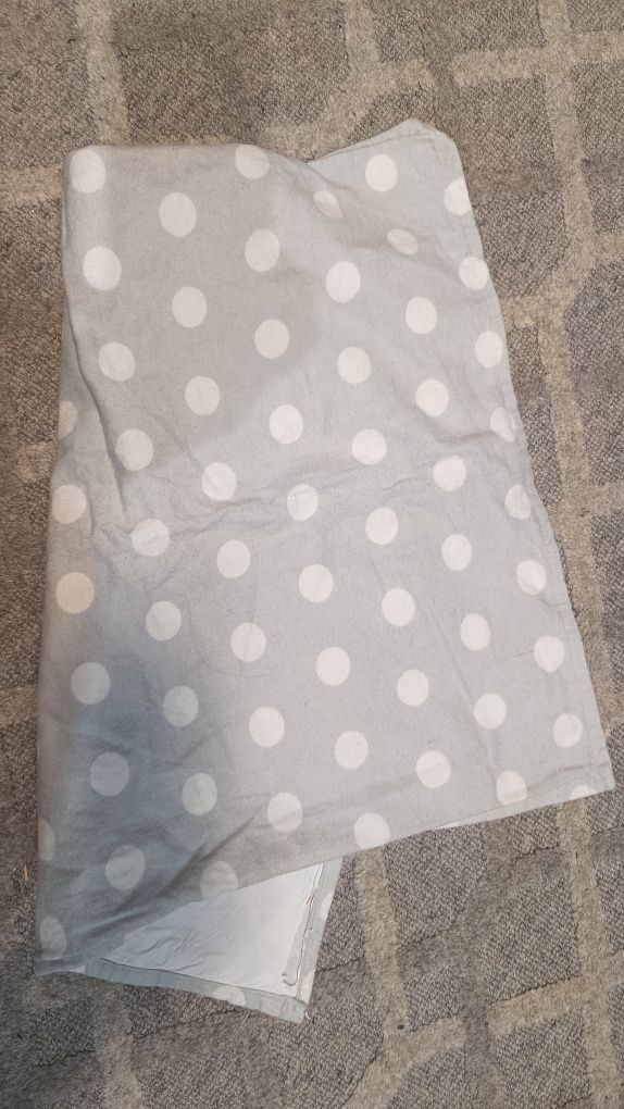 Kocyk minky biały plus pielucha na przewijak