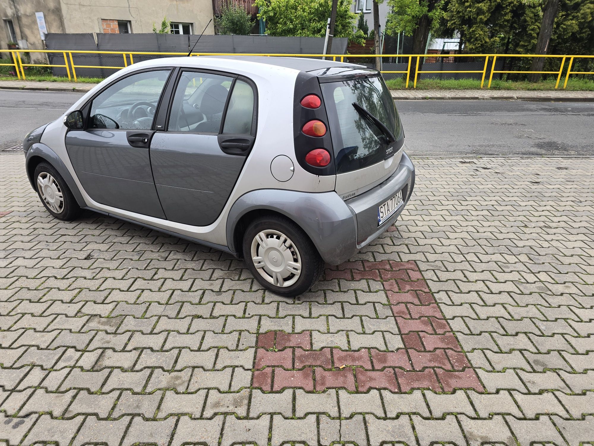 Ekonomiczny Smart ForFour 1,1 2004 I właściciel