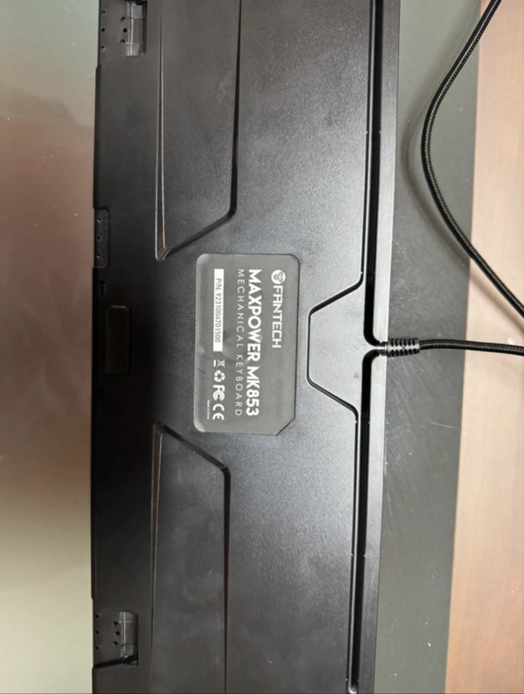 Teclado mecanico Fantech