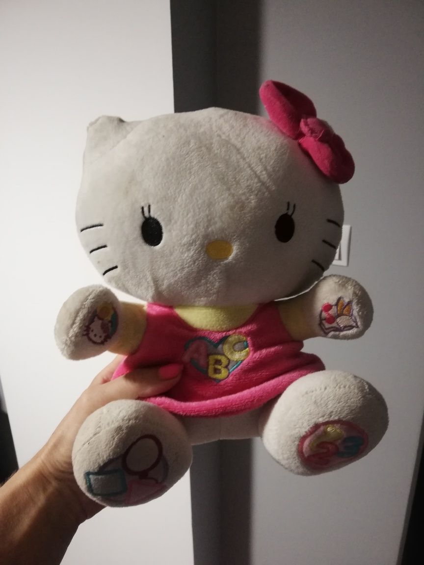 Hello Kitty interaktywna mówi po polsku maskotka