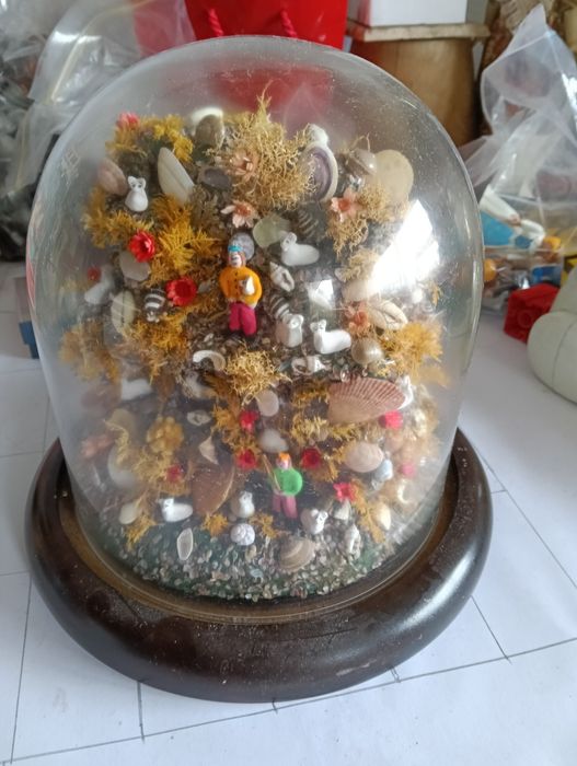 Presépio, Cascata S.João em redoma de vidro