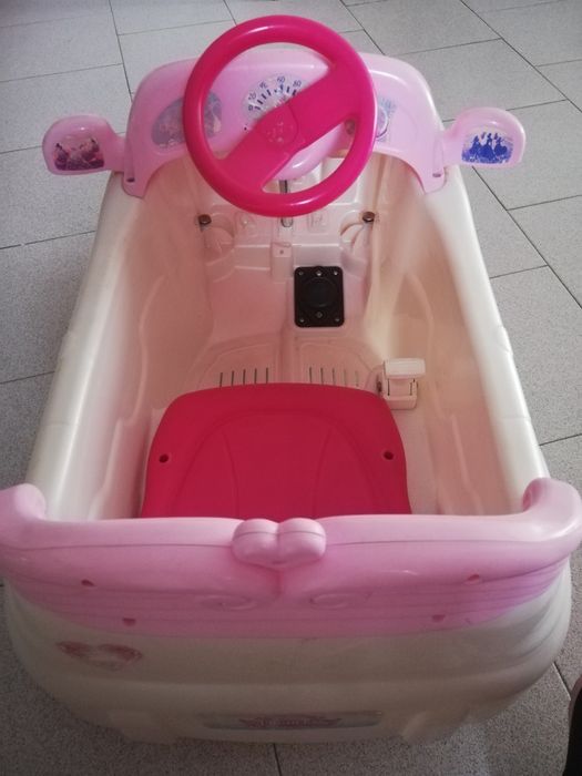 Carro elétrico criança