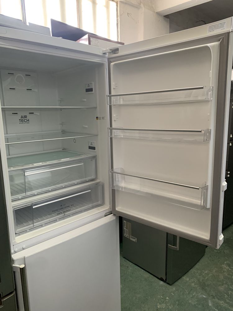 Frigorifico hotpoirt combinado branco