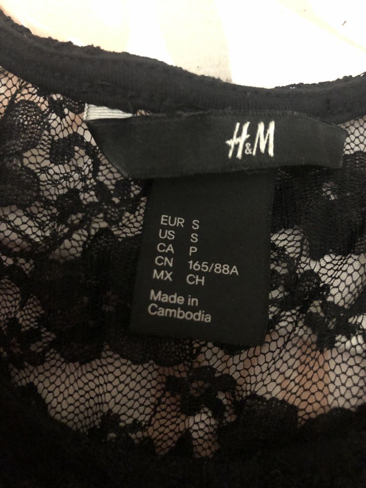 Sukienka czarna koronkowa H&M