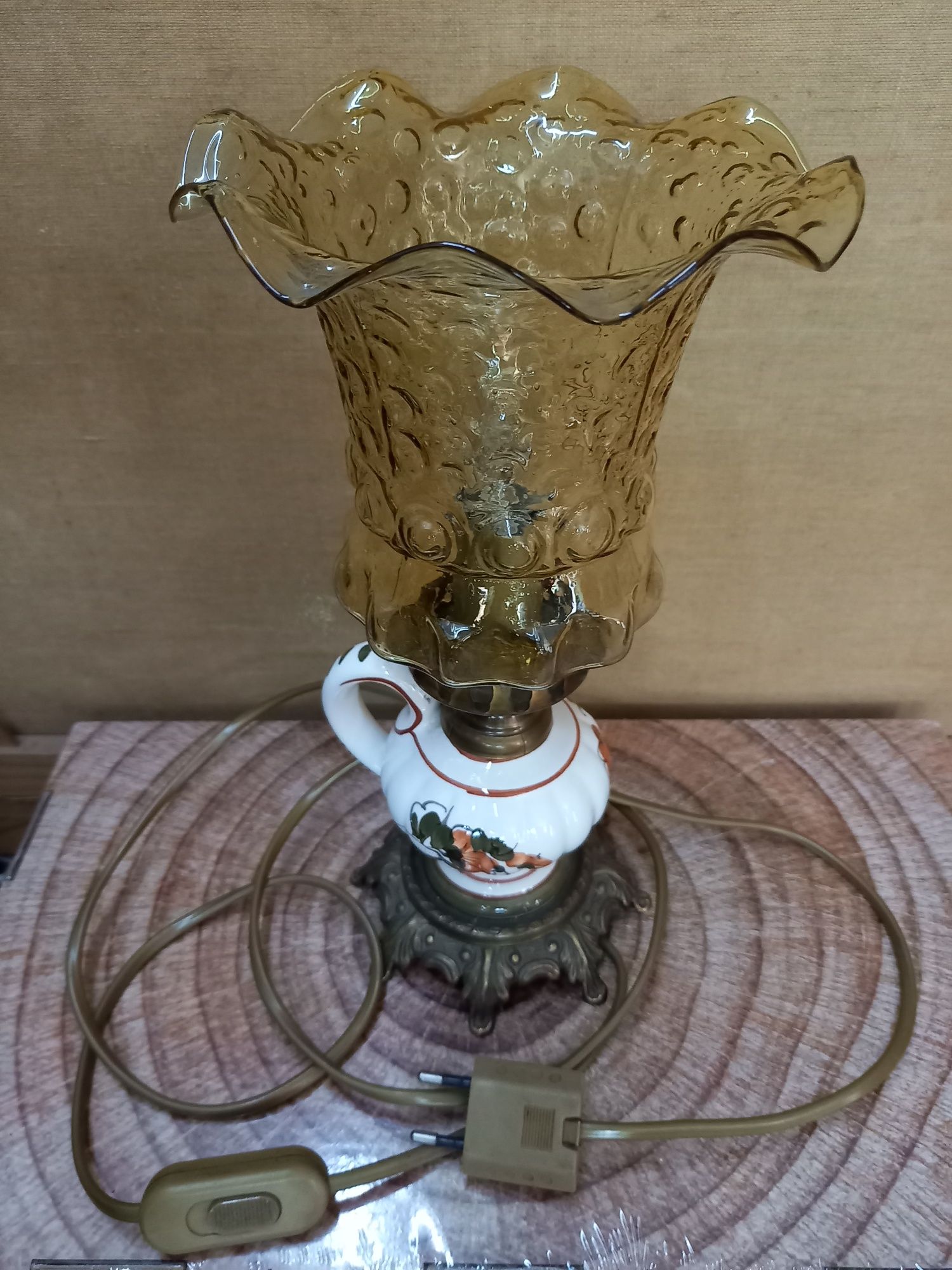 Stara lampa ceramiczna