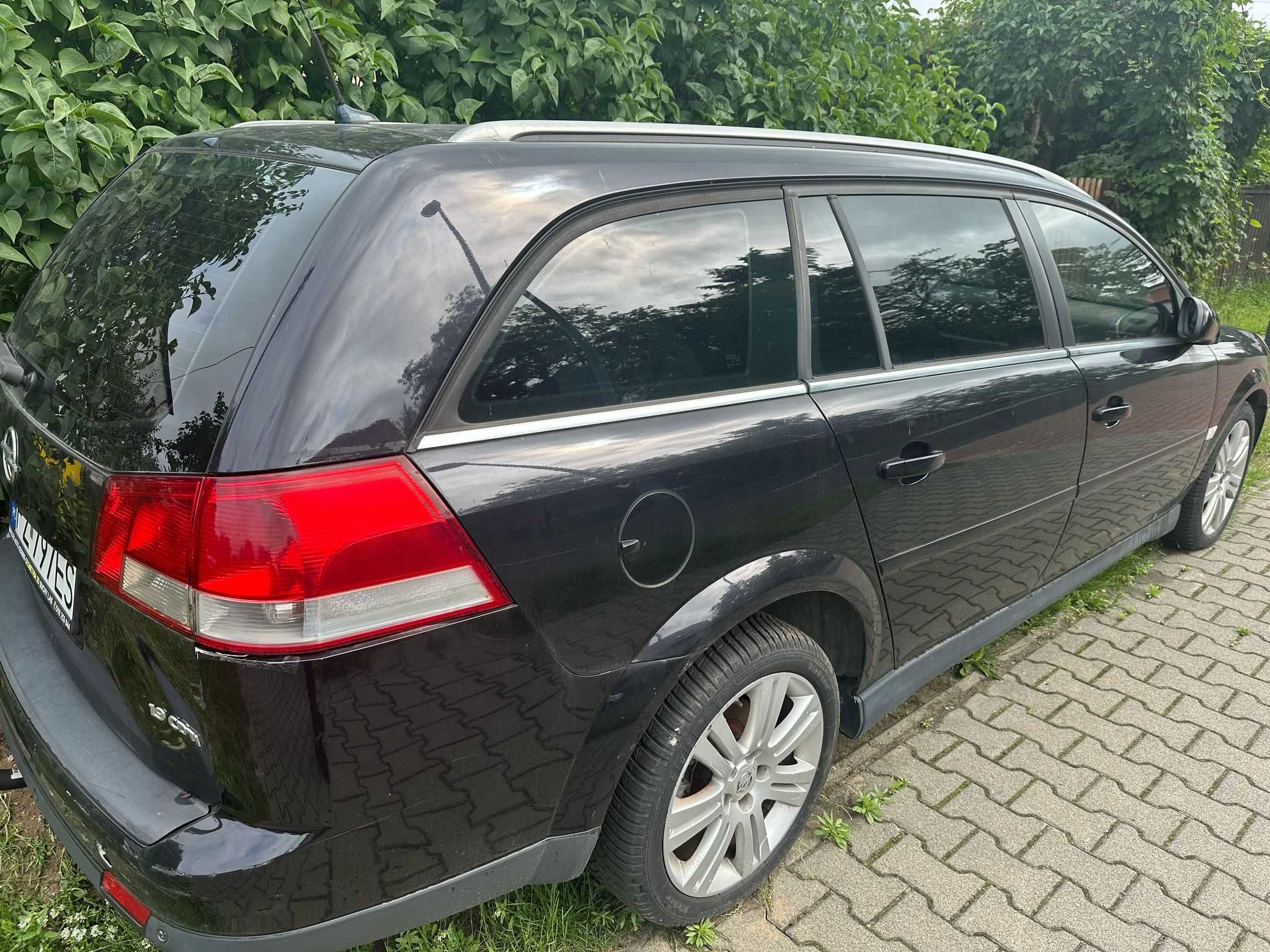Doiwestowana vectra 1.9cdti w całości na części