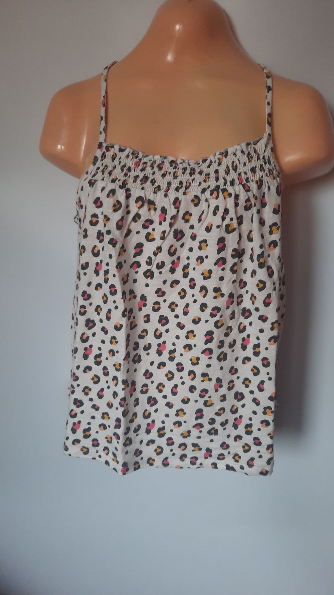 F&F Top dzieciecy rozmiar 146-152 
Top dziewczęcy 
Rozmiar 146-152 
St