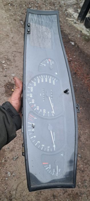 Приборка приборна панель приладів опель омега б 2.0 2.5 2.6 3.0