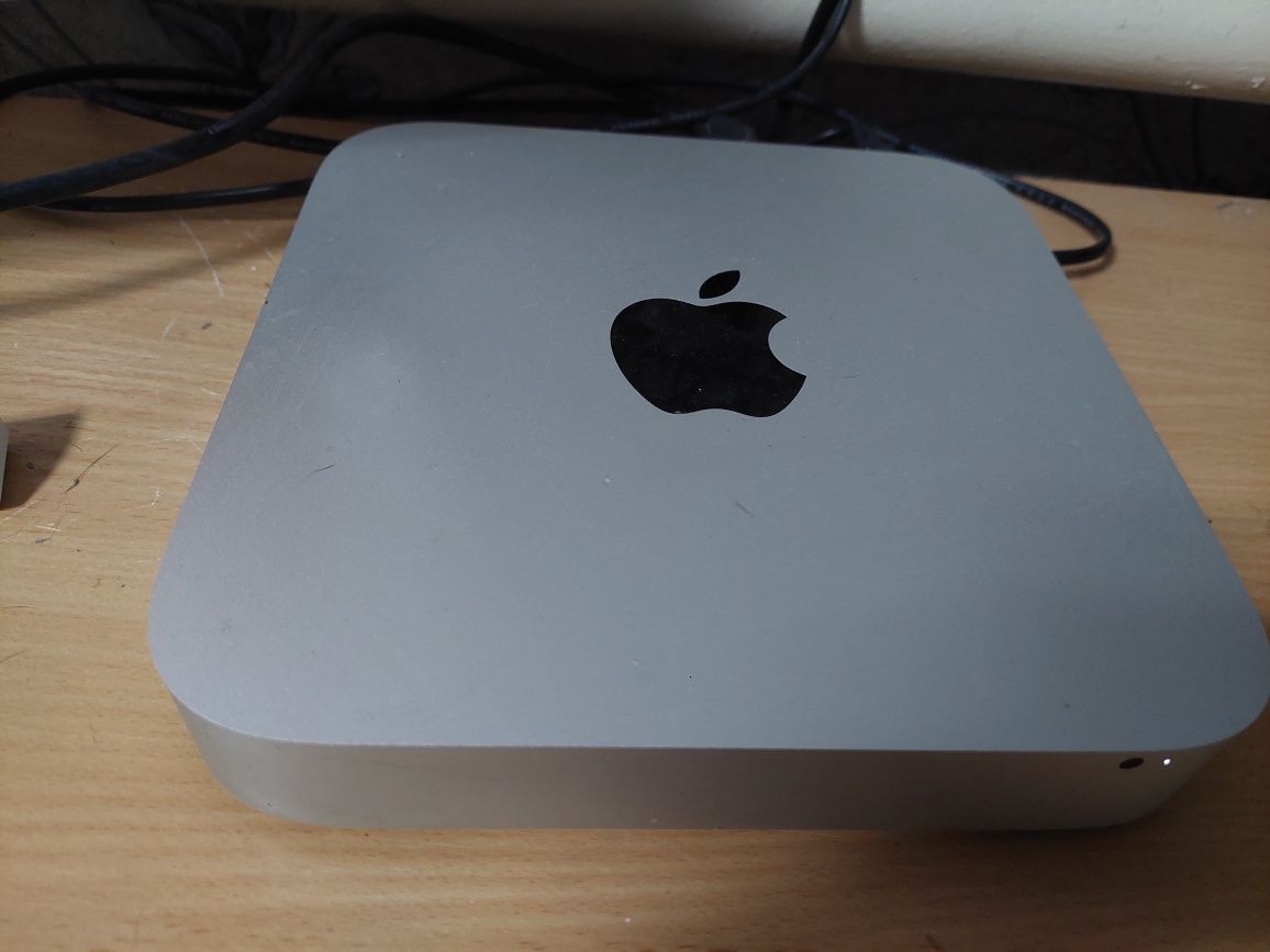 Полный супер комплект! Mac mini Intel Core i7+ монитор+ мышь+ клава...