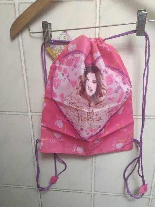 Mochila/ Saco de alças -Violetta - Disney- com etiqueta