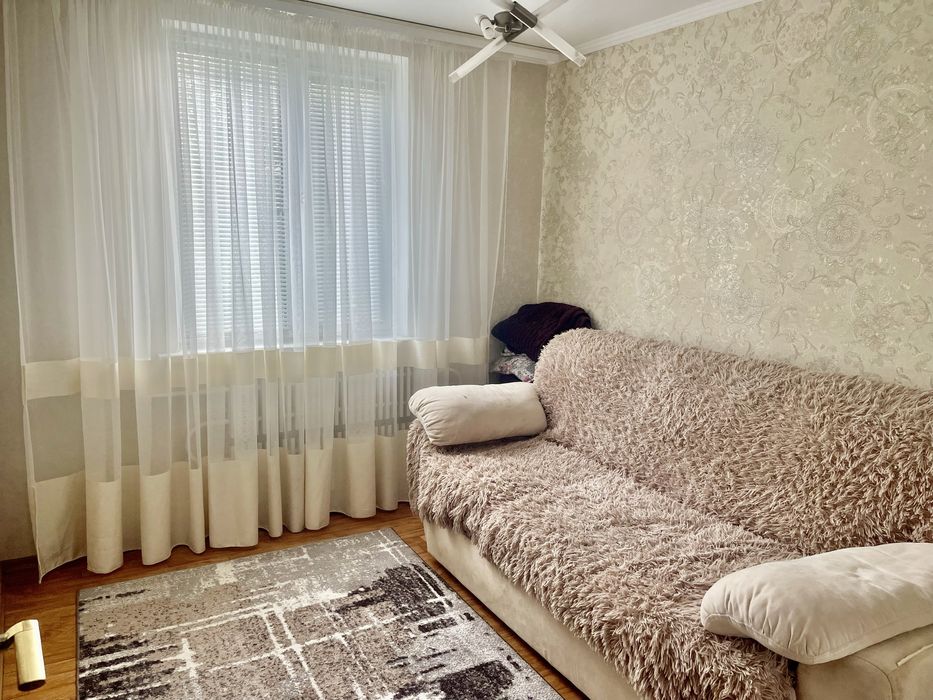 Продам 3 кімнатну квартиру