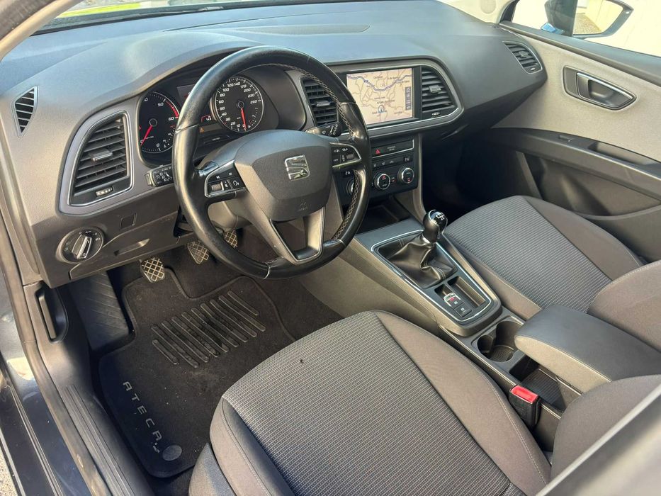 SEAT LEON ST 1.6 TDI 115cv - 2019-05