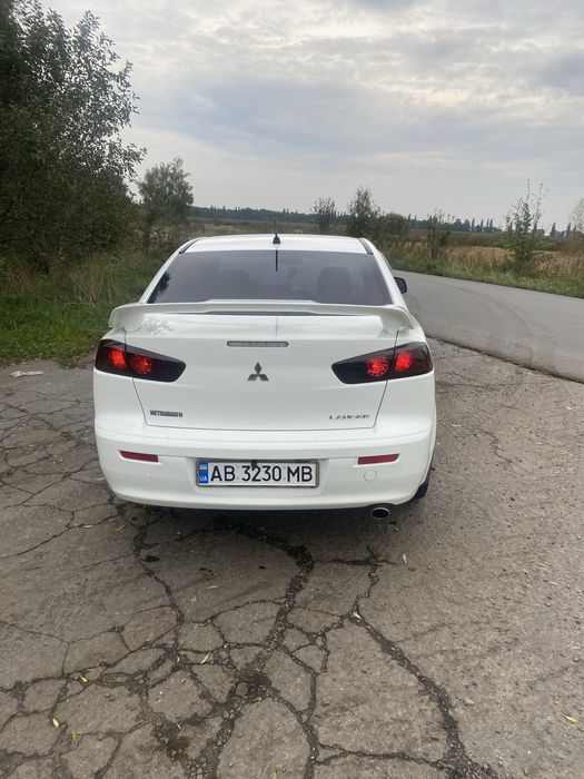 Продам ланцер 10