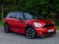 MINI Countryman Cooper S z pakietem JCW (John Cooper Works)