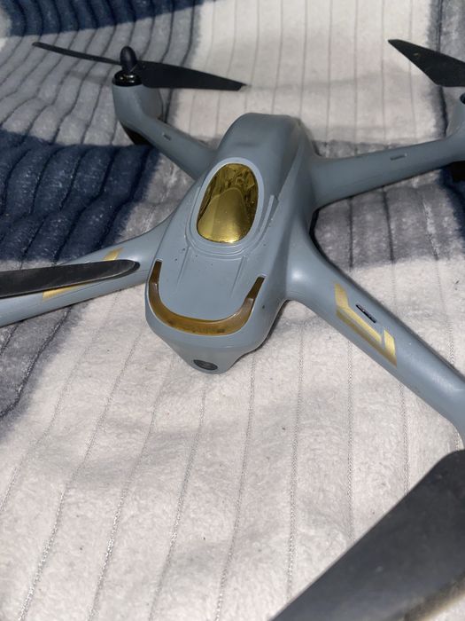 Квадрокоптер Hubsan H501m x4 air basic edition