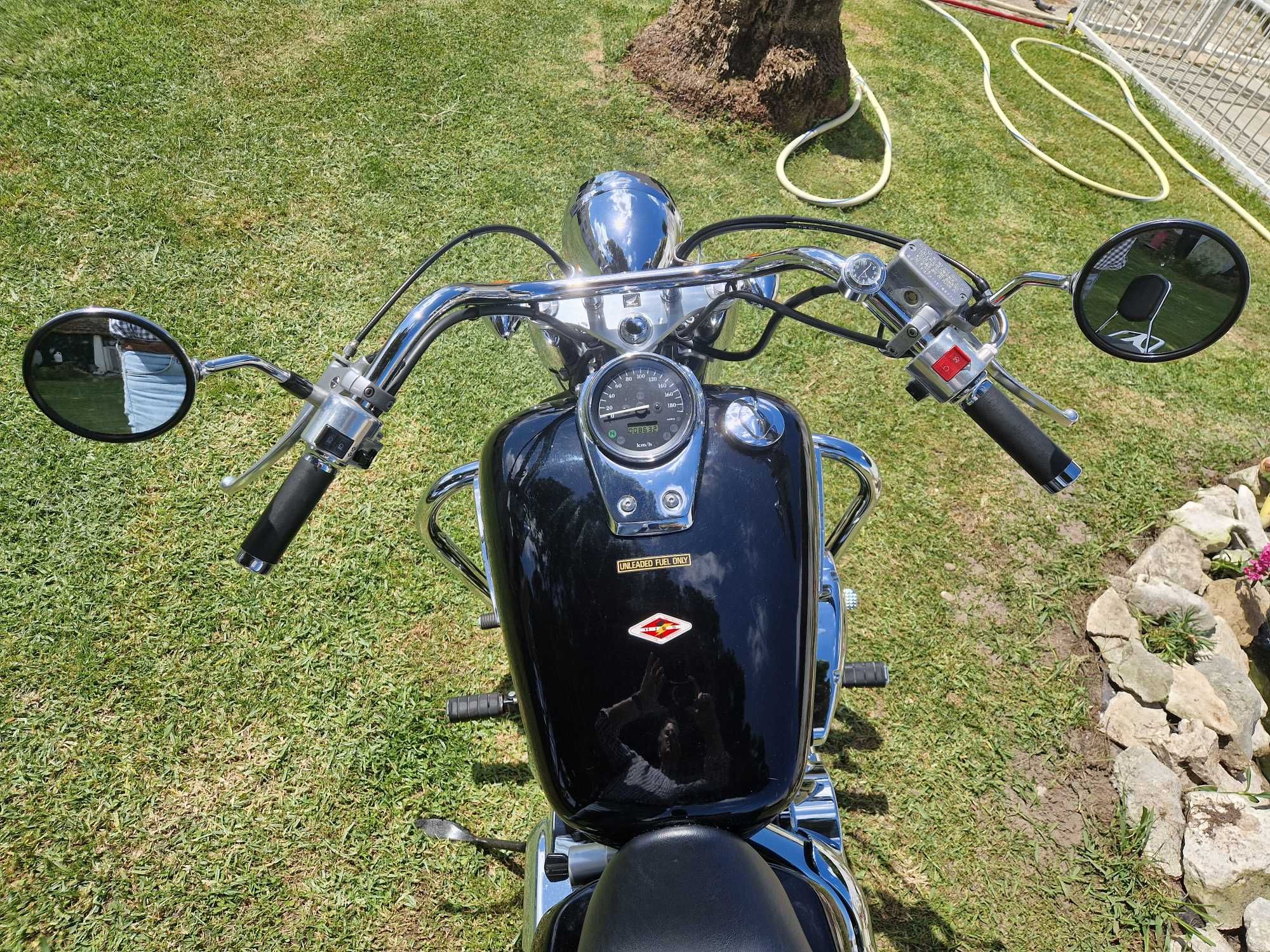 HONDA SHADOW VT750C (impecável)