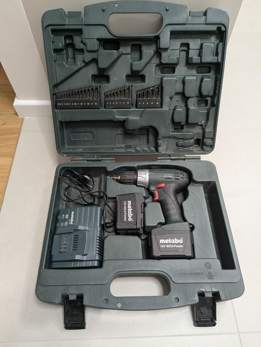 Wkrętarka Metabo BS 12 NiCd walizka, ładowarka bateria x 2