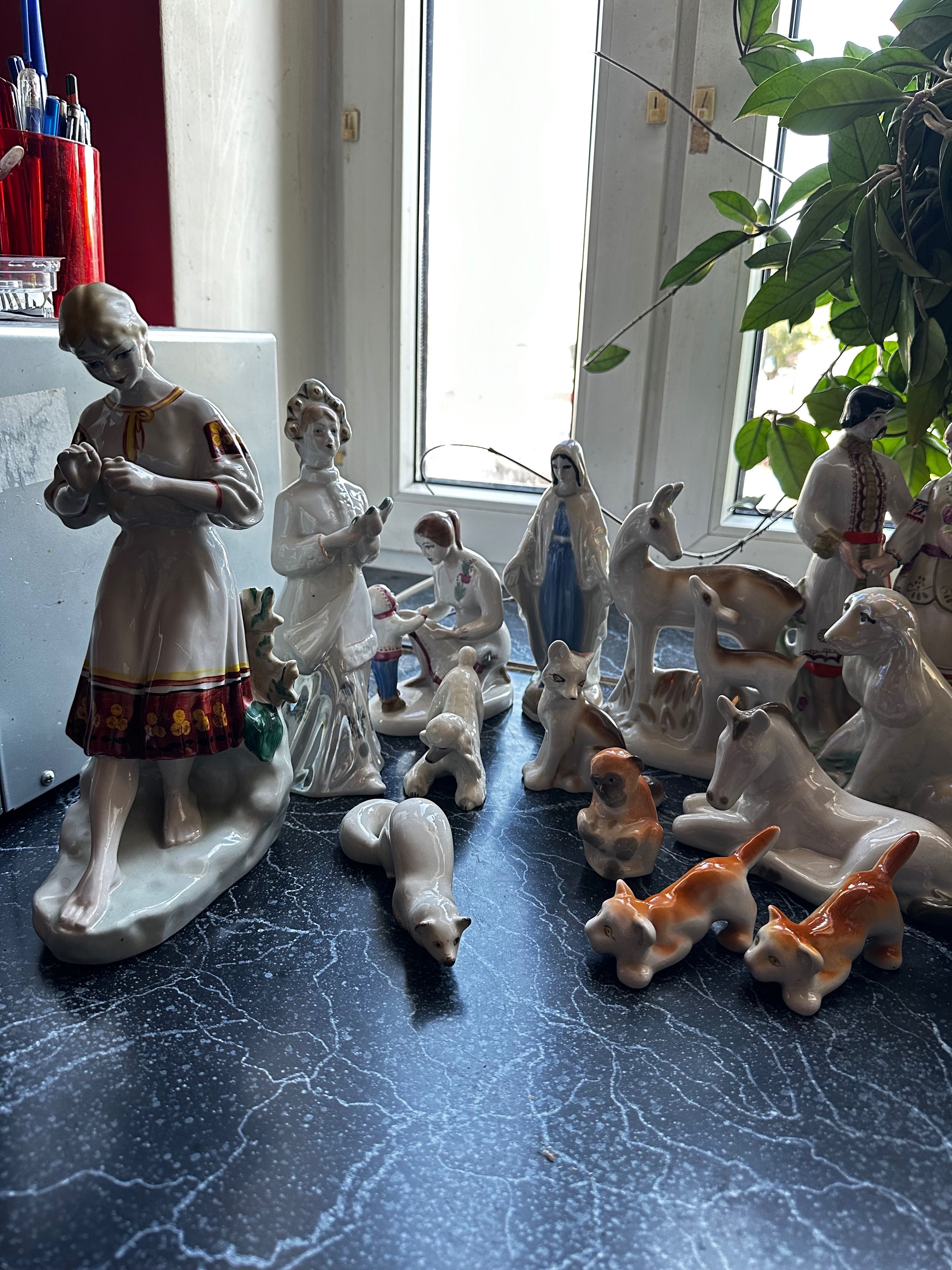 Połonne figurki PRL