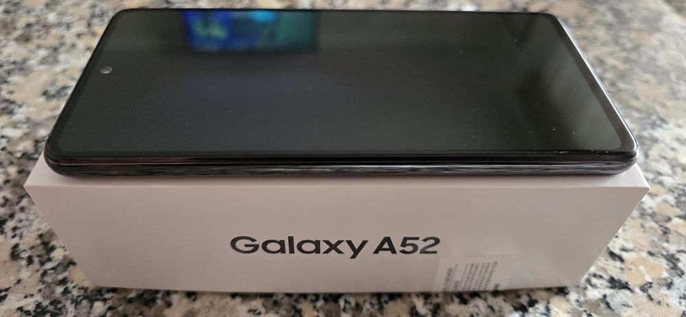 Samsung Galaxy A52
