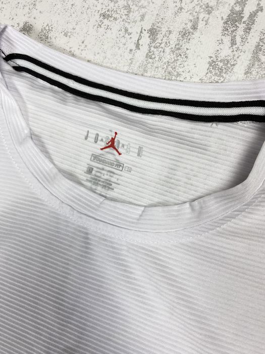 Jordan Quest Sleeveless: Технологічна Майка, Легка, Дихаюча, Біла