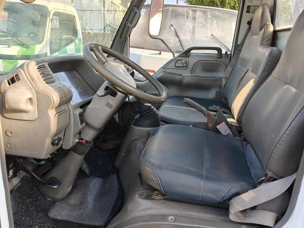 Isuzu nkr Tri-Basculante