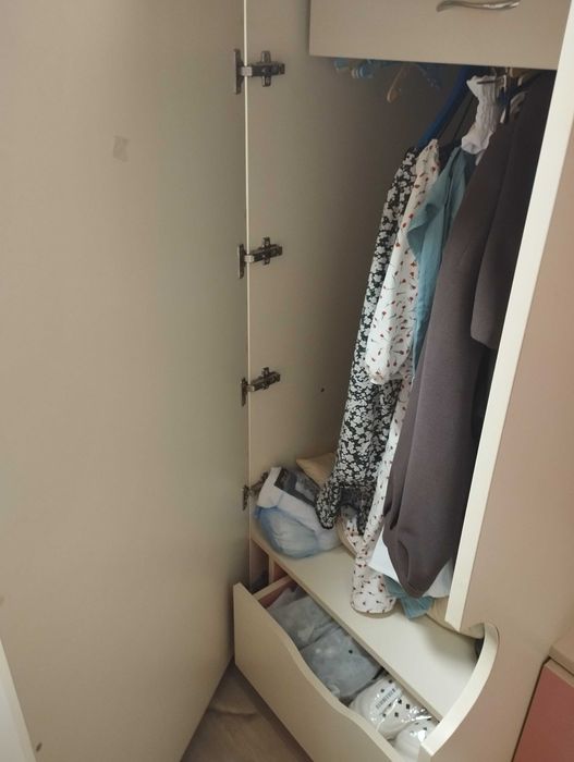 Дитяча спальня з письмовим столом