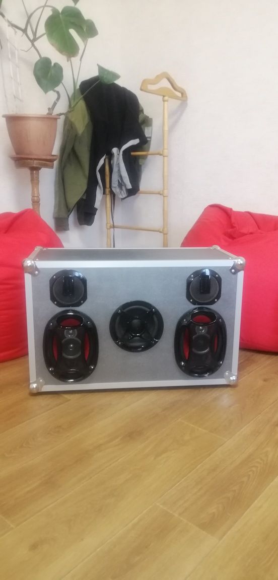Эксклюзивная Блютуз калонка
