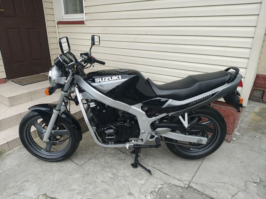 Suzuki GS 500 en CB xj kat. A 2