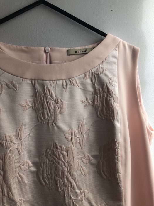 Sukienka wizytowa firmy Monnari - rozmiar 40/42