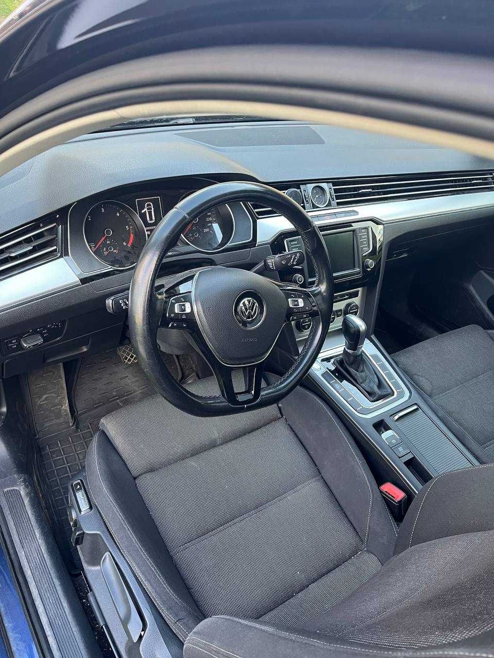 Volkswagen Passat 2017 B8 1.6TDI DSG (120 л.с.) Comfortline