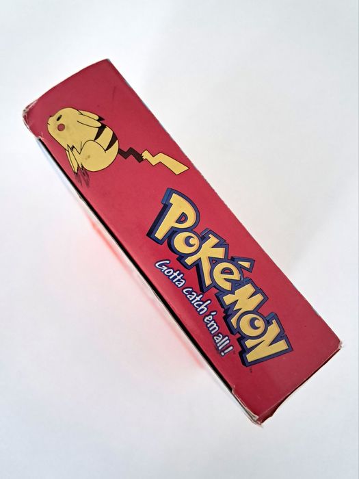 Agenda Pokémon Oficial Nova - Curious Pikachu (Nintendo, 2000)