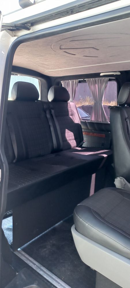 Обшивка салонов авто Перетяжка сидений Переобурудования микроавтобусов