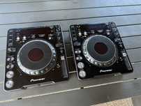 2 x Pioneer CDJ 1000 MK3