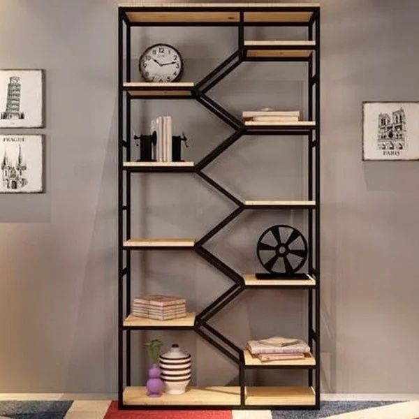 Меблі та декор з металу та дерева