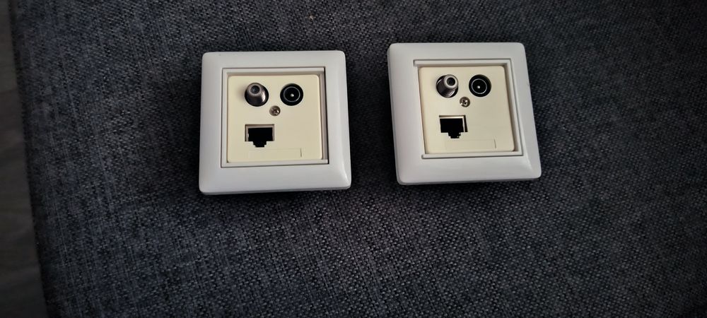 Gniazdo multimedialne