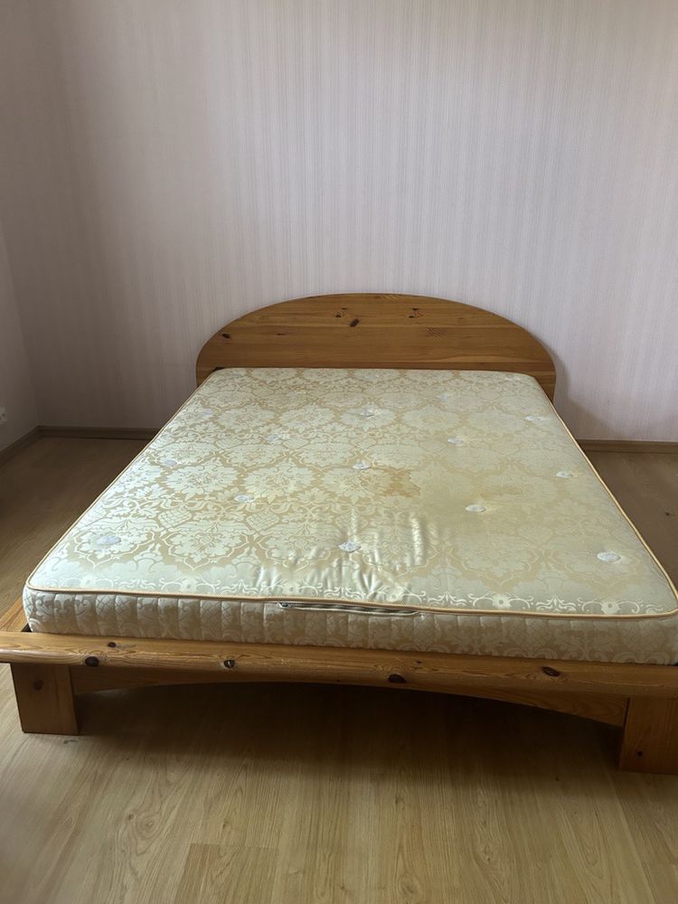 Продам меблевий набір для дому або дачі