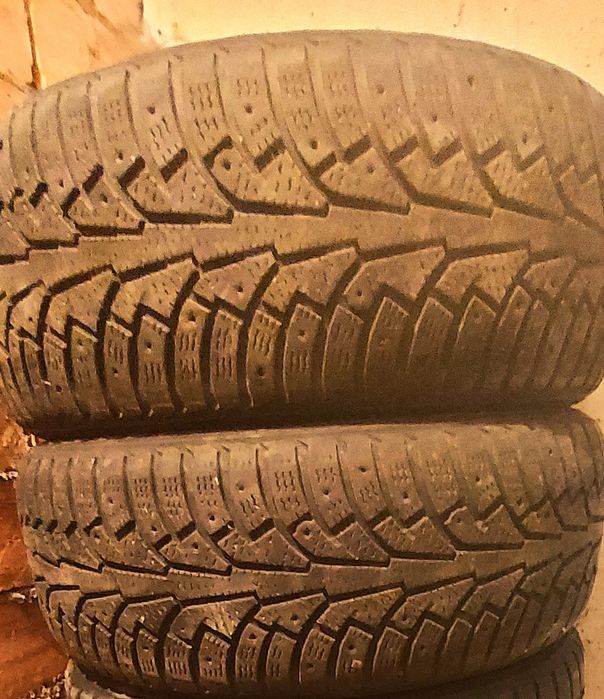 Opony Nokian 205/50 R17 2szt