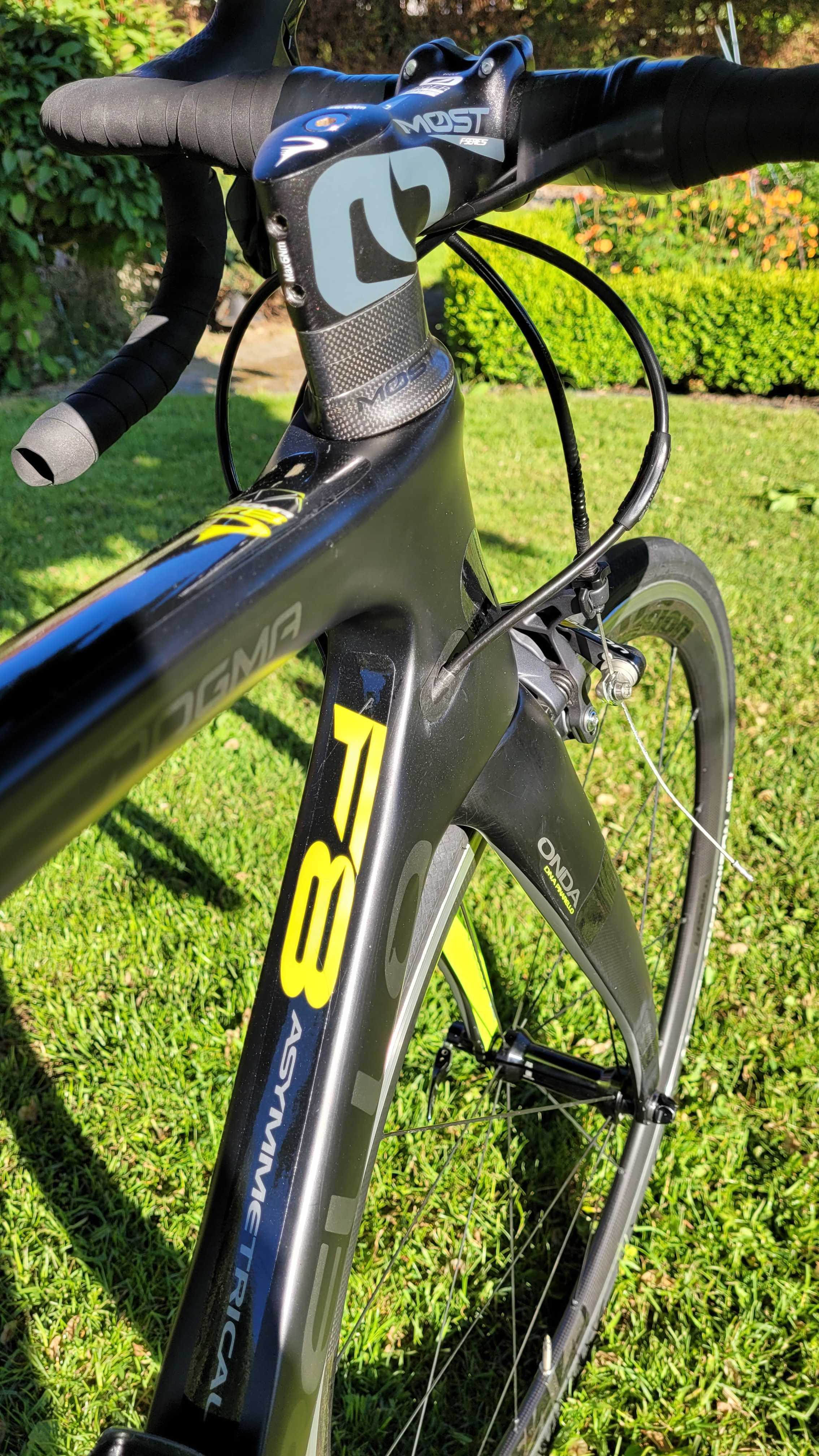 Rower szosowy - Pinarello Dogma F8 r.53/M, Carbon/Ultegra