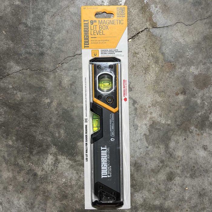 Mагнитный уровень TOUGHBUILT TB-H2-L-9LH-M с подсветкой