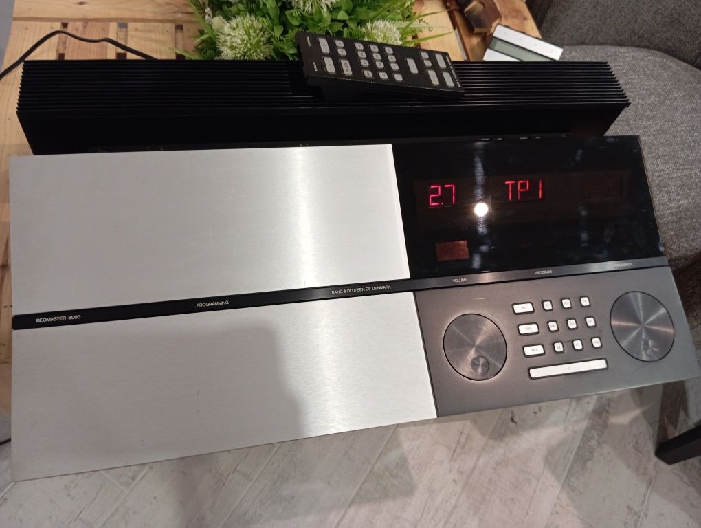 Amplituner Bang & Olufsen Beomaster 8000
