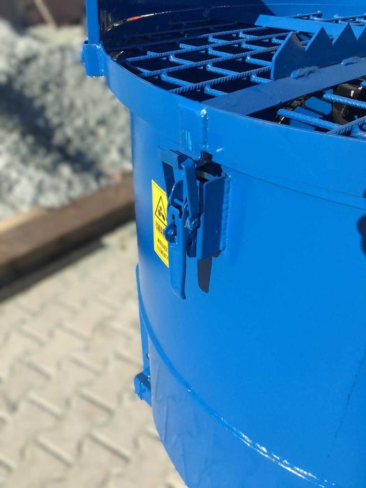 Elektryczna betoniarka planetarna 600L osłony zgarniacz transport