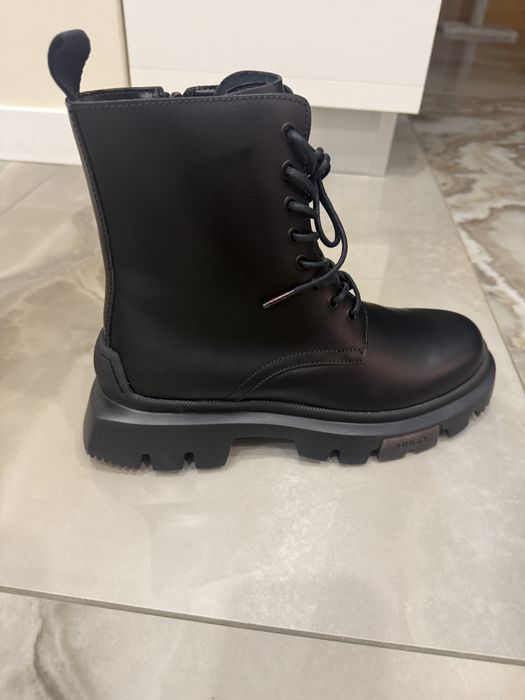 Продам черевики HUGO 40 розмір