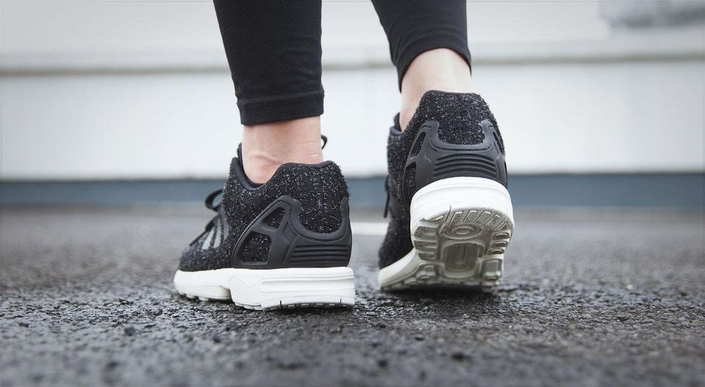 Adidas torsion кросівки