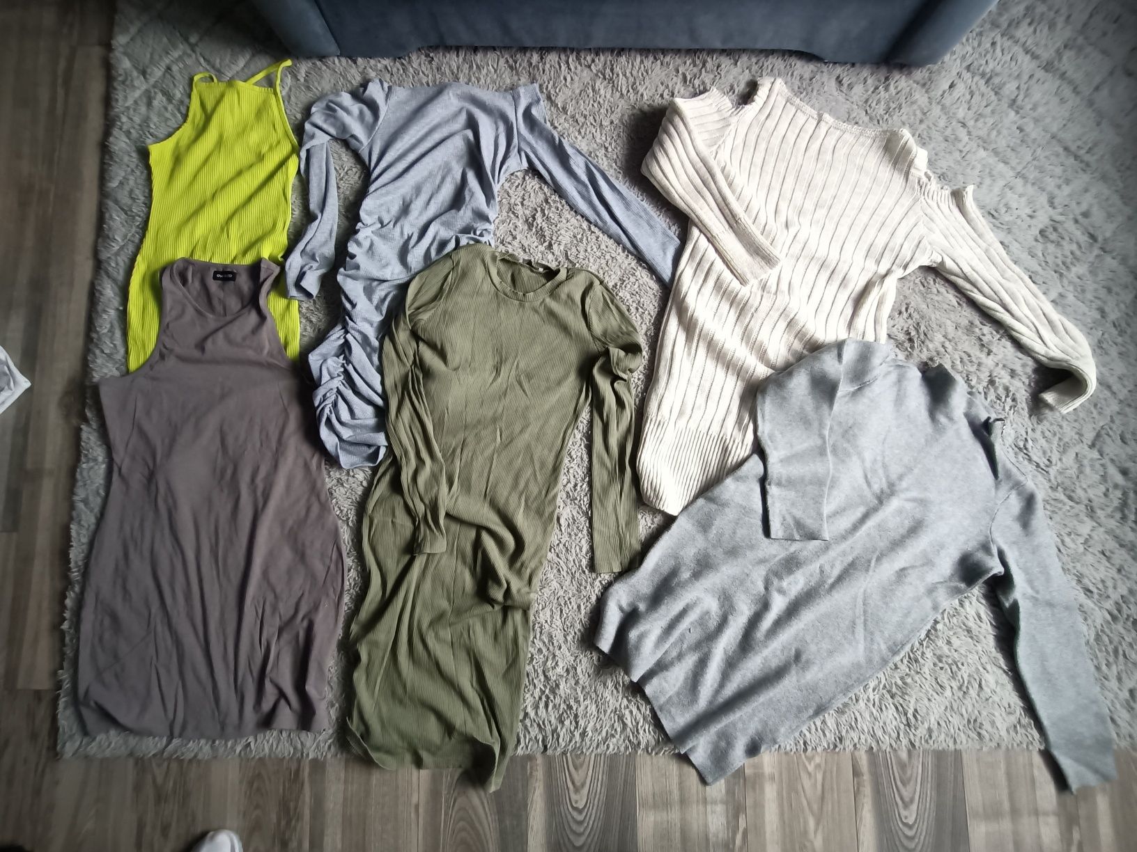 Paka ubrań damskich r.M i L , 44sztuki