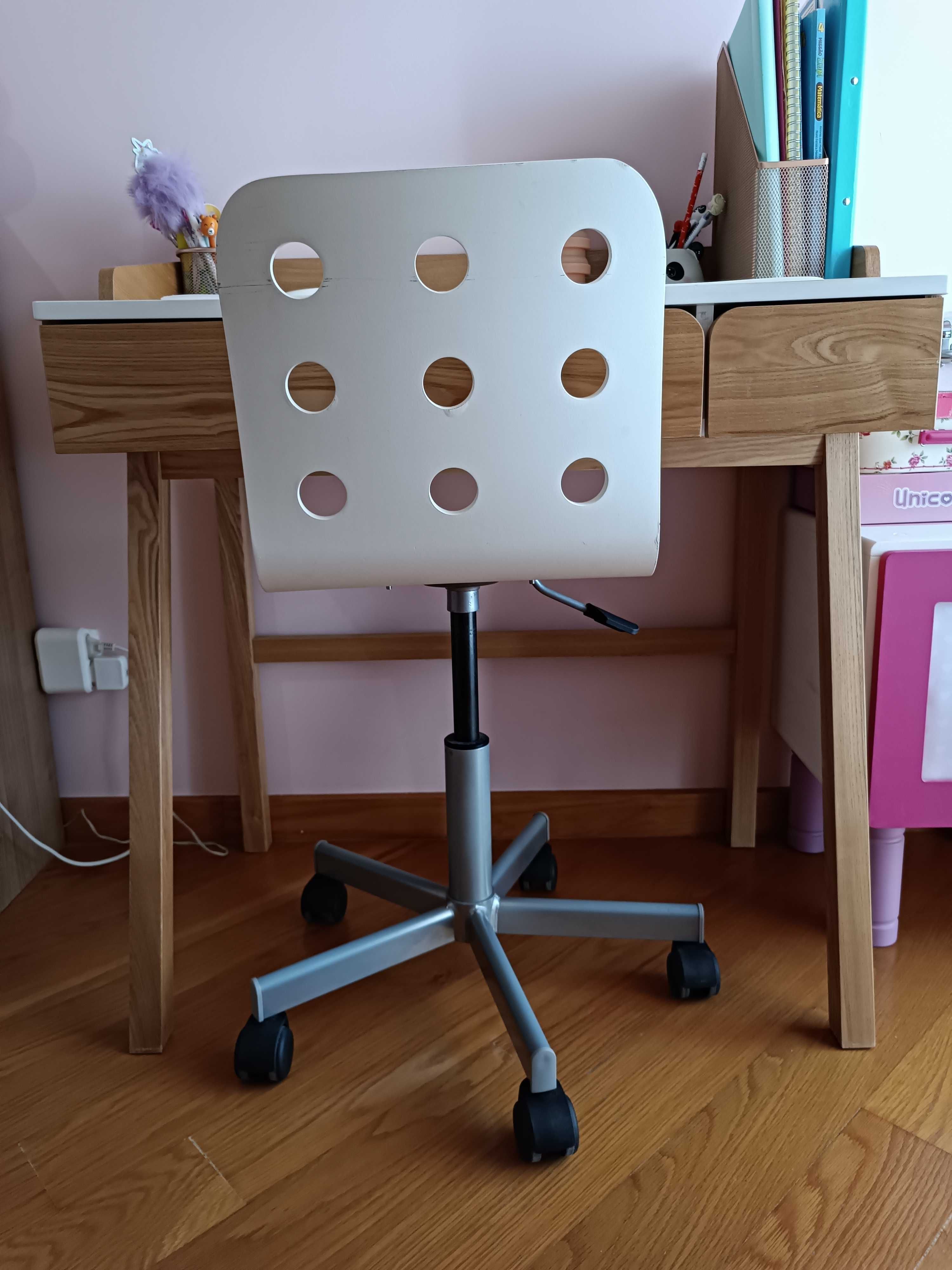 Cadeira para secretaria criança IKEA branca