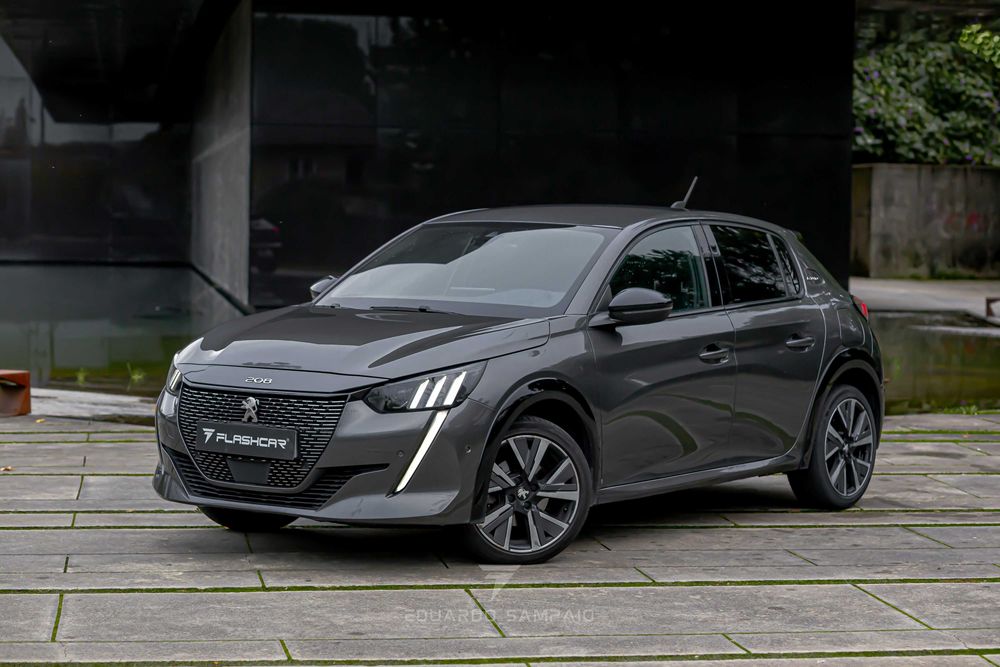 Peugeot 208 1.2 GT-Line Topo gama